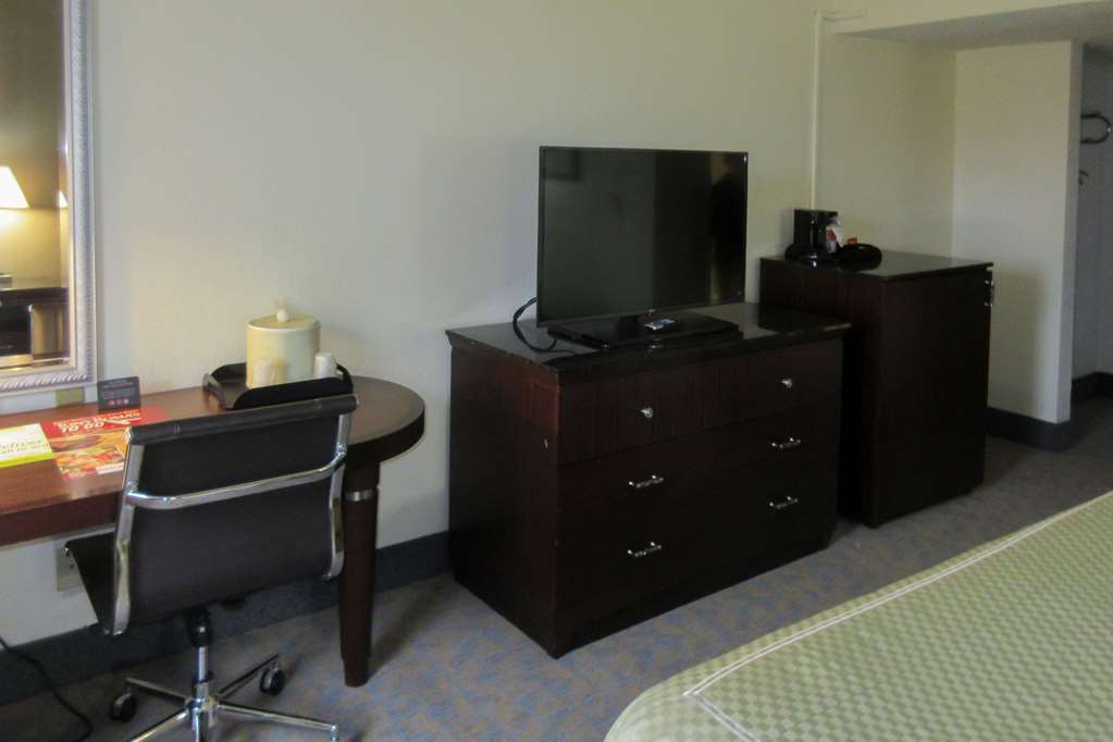 Inn At The Highland Denver Downtown Room photo